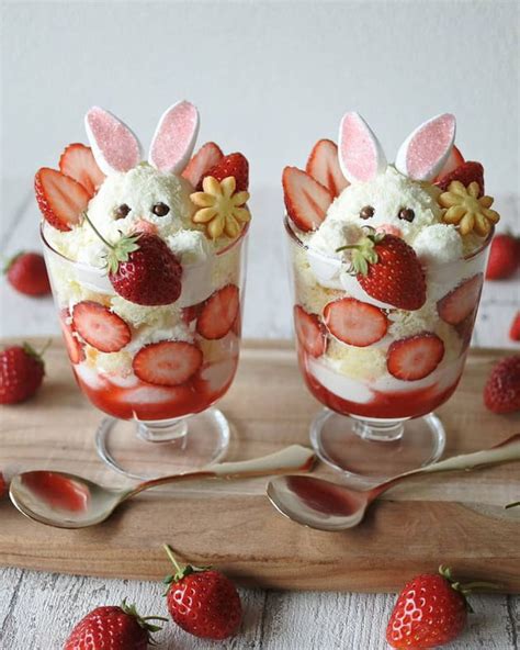 Verrine dessert pâques with layered filling